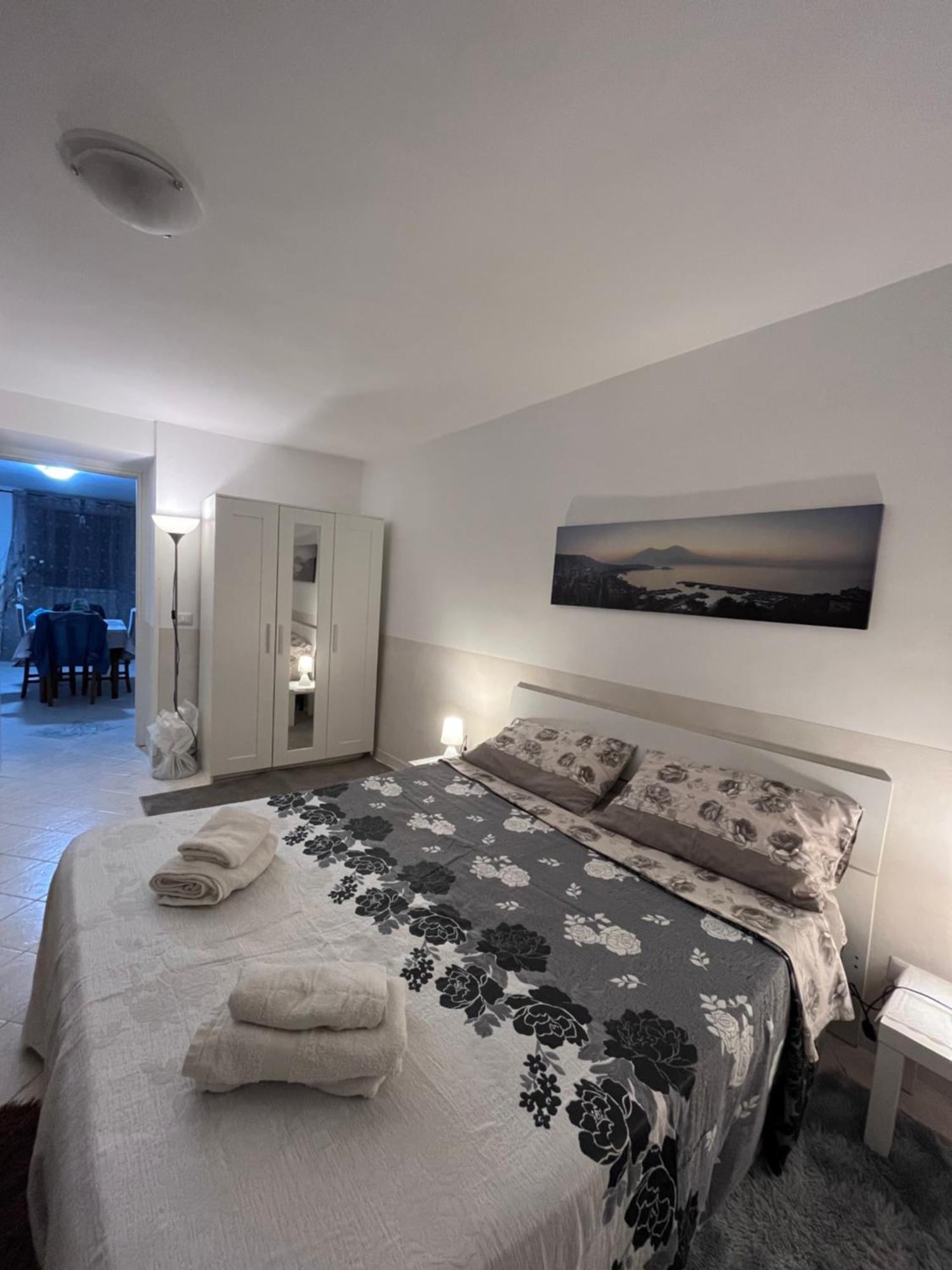 Vila Casa Elena - Casa Vacanze Napoli Centro Exteriér fotografie